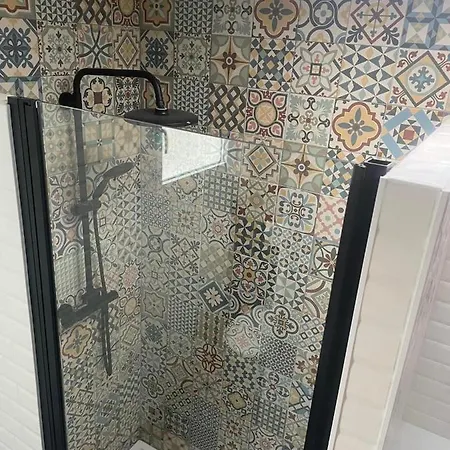 בית הארחה Lady Cosmopolite